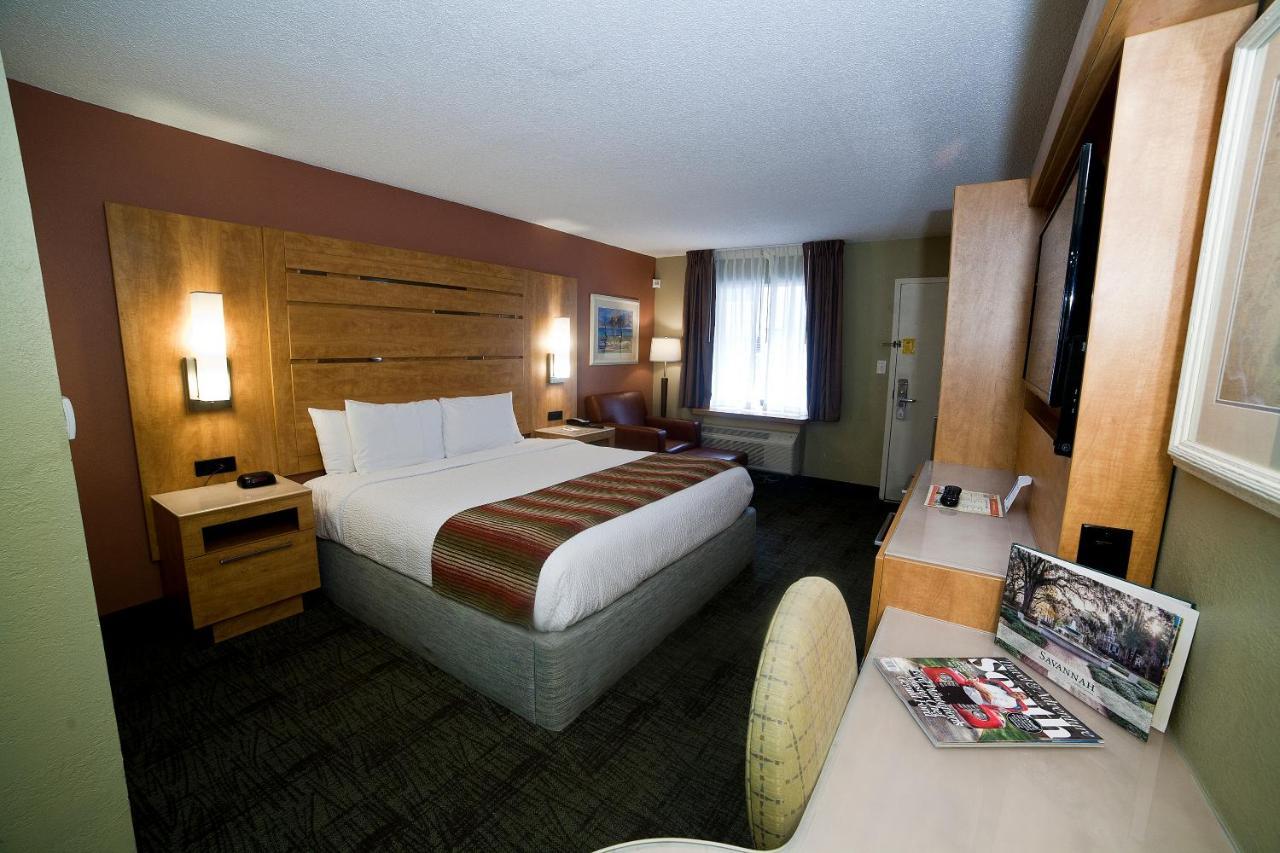 Desoto Beach Hotel Tybee Island Екстер'єр фото